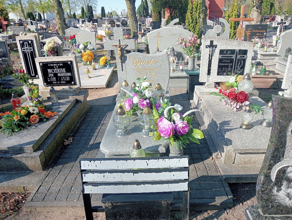 Grób Maria Opuszko